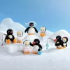 Baby Molly × Pingu Happy Fishing Series – Caixa surpresa com pingente de pelúcia de vinil