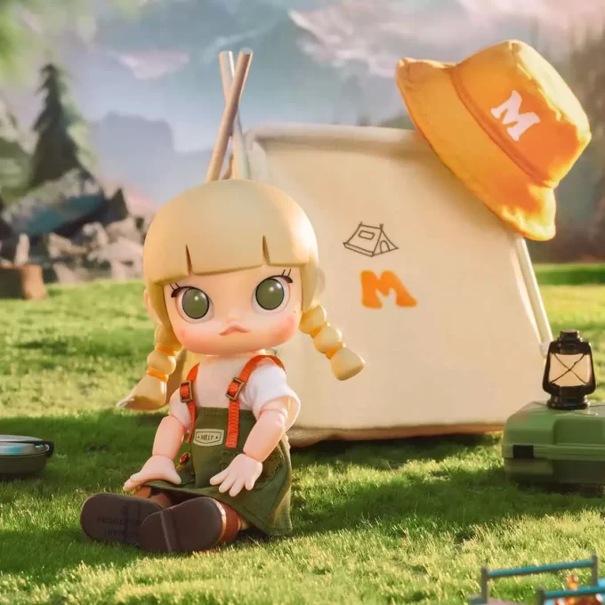 Boneco de ação MOLLY Go Camping