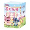 Bonecos Disney Stitch On a Date em caixa lacrada (1 caixa surpresa)