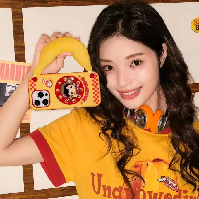 Capa para celular da série HACIPUPU Rolling Time Machine