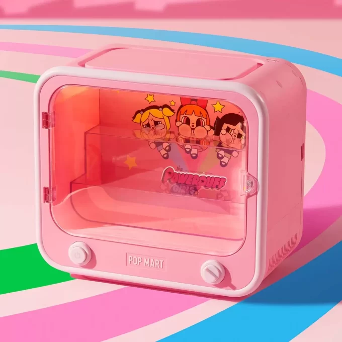 CRYBABY × Série Meninas Superpoderosas – Conjunto de TV com Recipiente de Exibição Luminosa