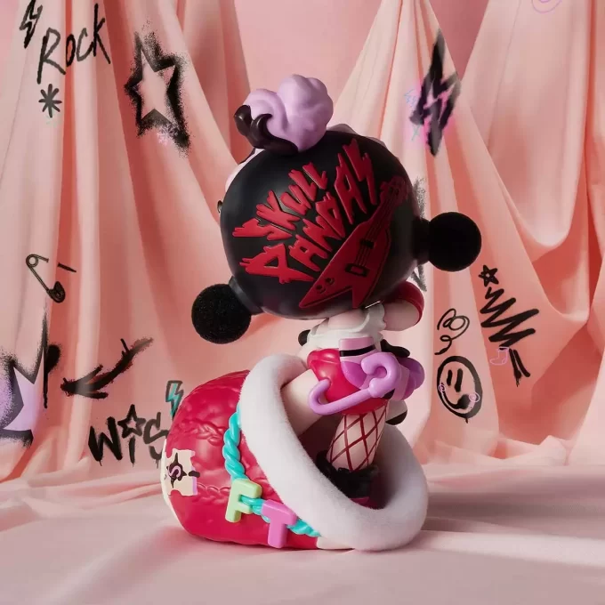 SKULLPANDA A Figura Surpresa da Meia