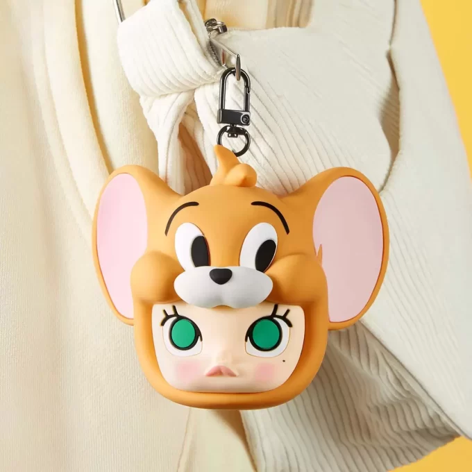 Série de 100º aniversário da MOLLY X Warner Bros. – Bolsa para fones de ouvido (Tom e Jerry)